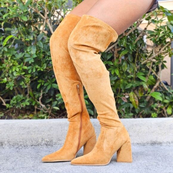 Women's Tan Over The Knee pointed Chunky Block Heel Boots - Picture 2 of 6